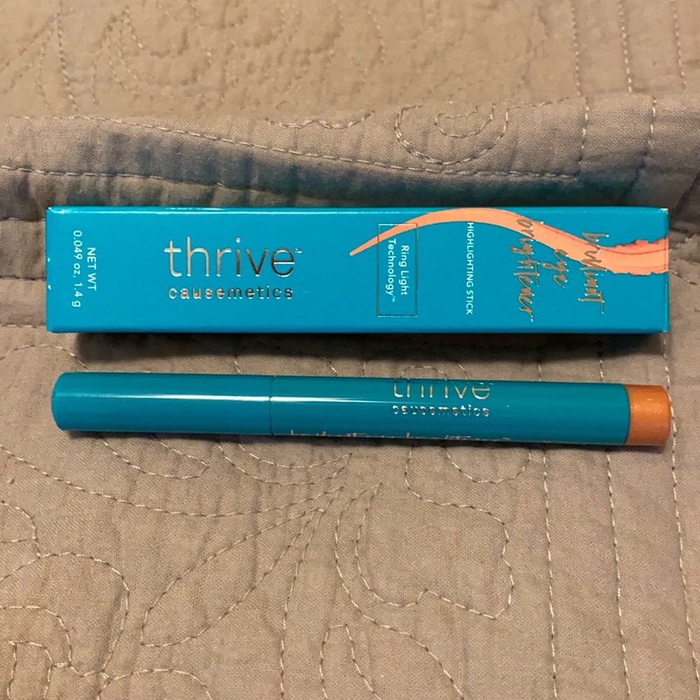 NWT Thrive causemetics Brilliant eye brightener in Emma